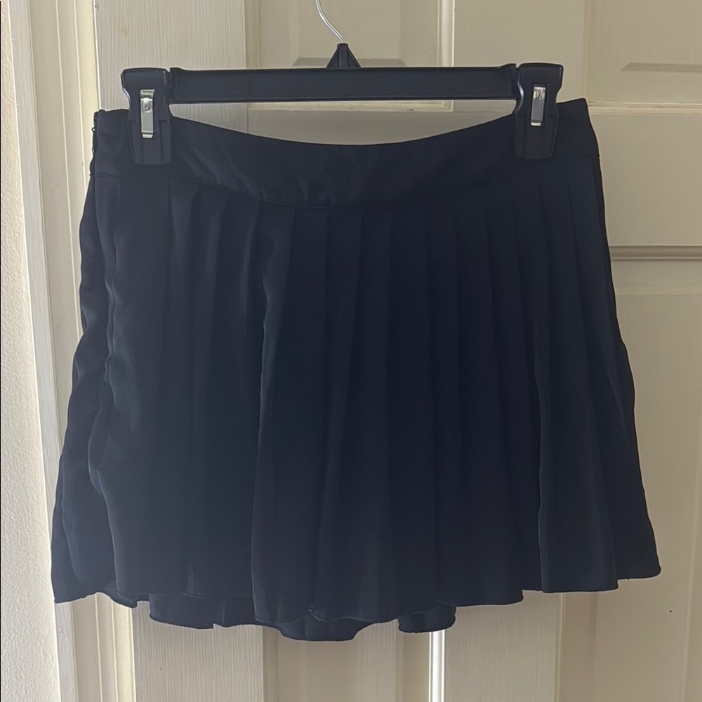 SHEIN Black Mini Skater Skirt Pleated